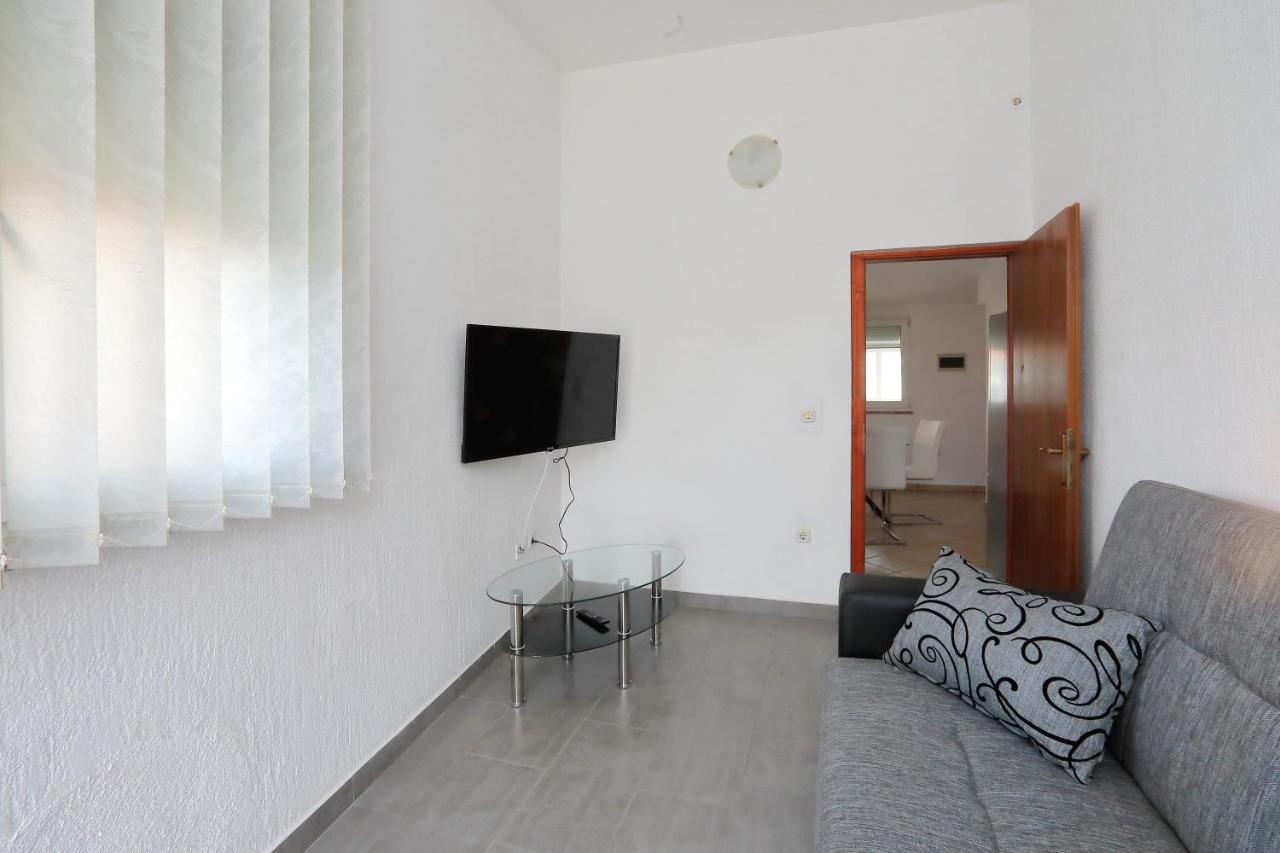 Pepi Apartments 3 扎达尔 外观 照片